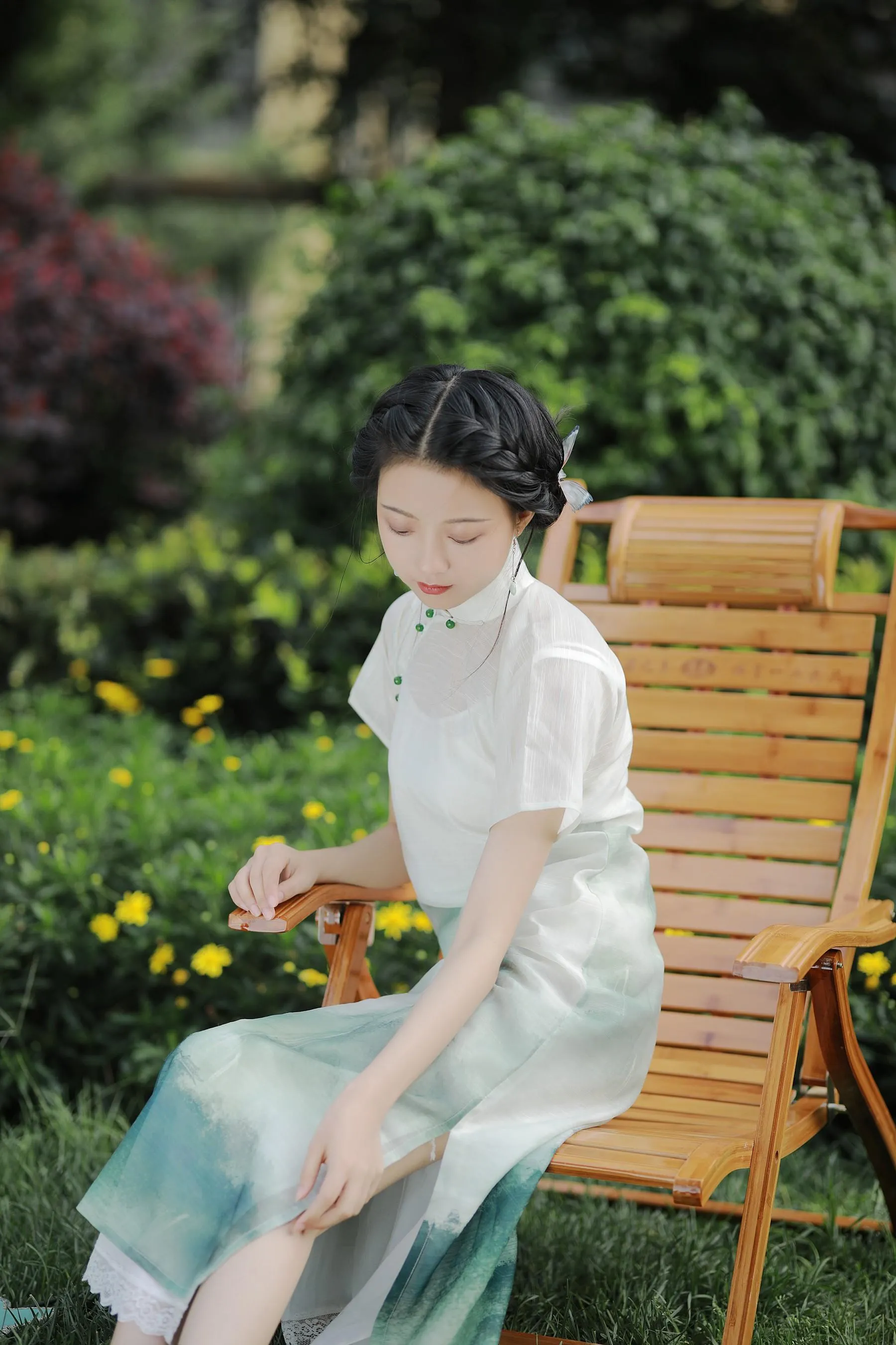 [YITUYU艺图语]2022.09.07 凉风有信 YunFleur [33P]插图